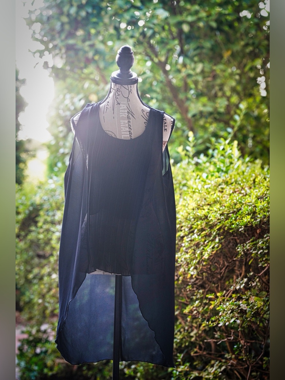 Motivi Made In Italy Black Pleated Chiffon Sleeveless High Low Overlay Tank Top